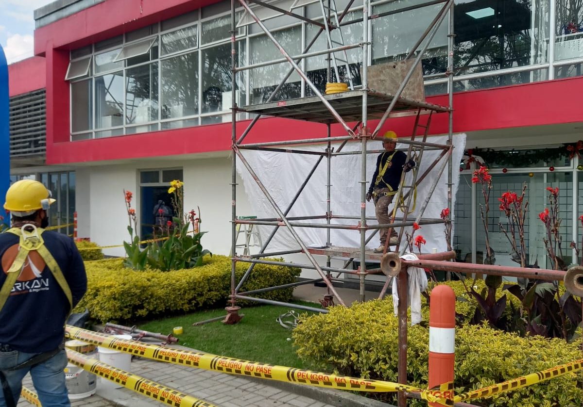 e8fdf6fc-c390-400e-b478-1ccd1abb70d6