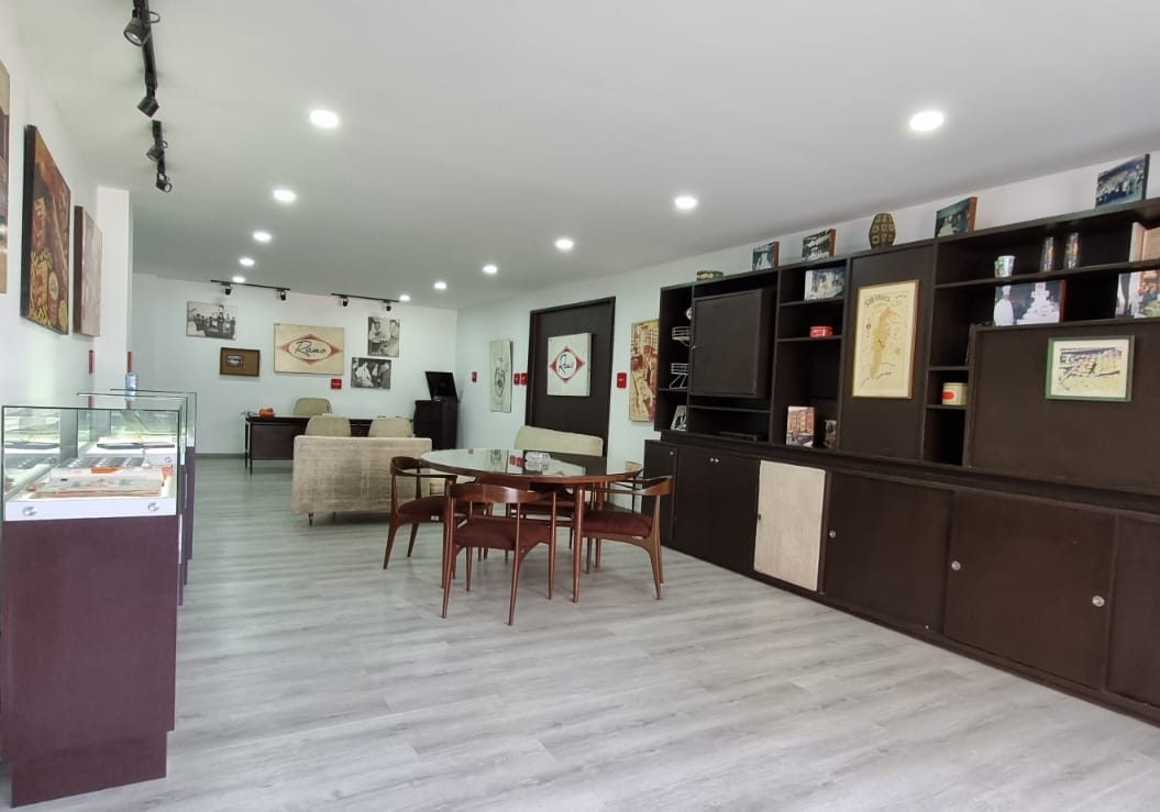 eee56f5c-e6e1-456e-8eeb-1f7720eb6612